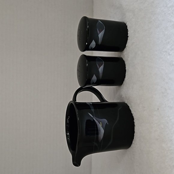Vintage Mikasa Galleria Opus Black Calla Lily Creamer and Salt & Pepper - Picture 1 of 9